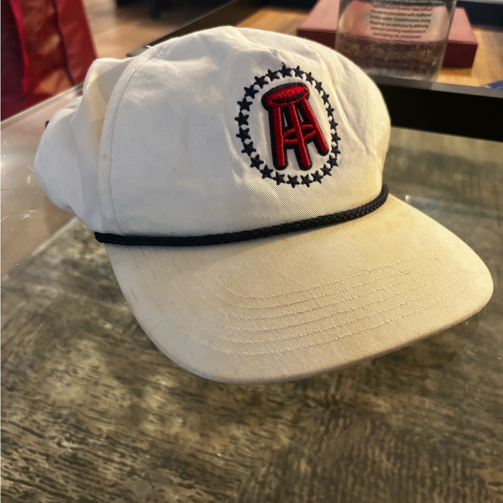 Barstool adjustable rope hat